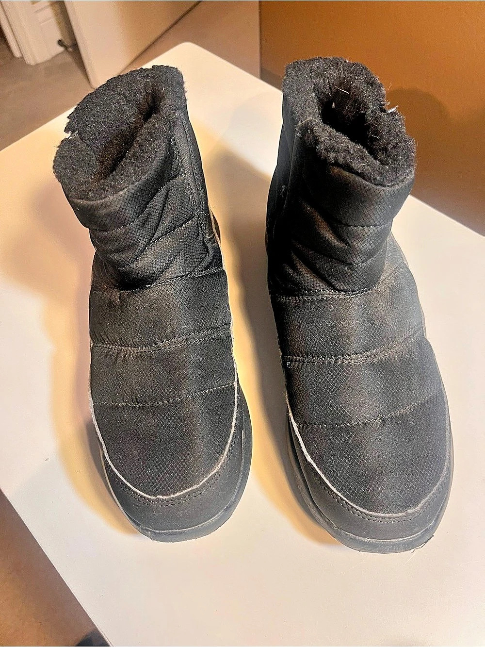 Bearpaw Black Winter Boots Size US 8